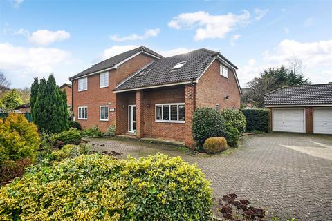 4 bedroom detached house for sale, Fletchwood Road, Totton, Hampshire