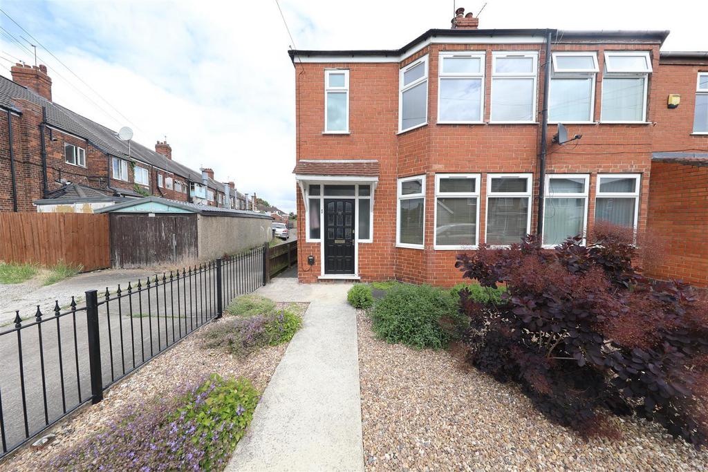 Riversdale Road, Hull 3 bed semidetached house for sale £150,000