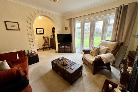2 bedroom detached bungalow for sale, The Holmes, East Ruston NR12