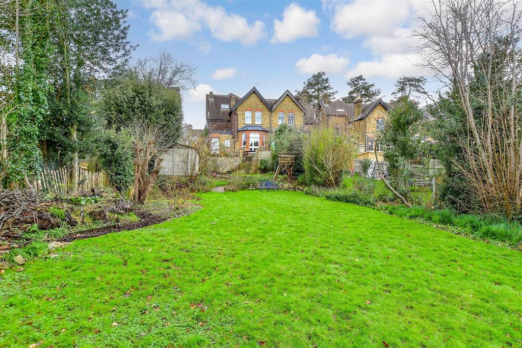 Bower Mount Road, Maidstone, Kent 5 bed semidetached house for sale