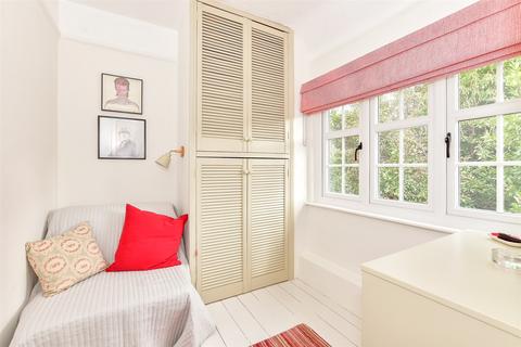 4 bedroom semi-detached house for sale, Ashford Road, Tenterden, Kent