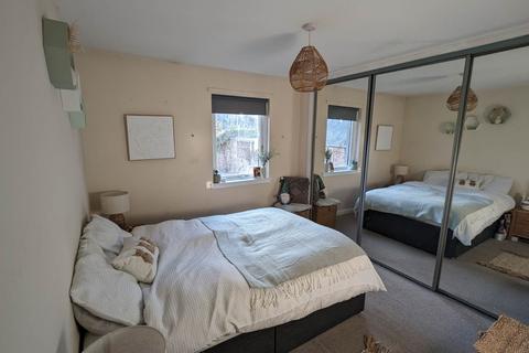 1 bedroom flat to rent - 2D Rosebery Street, ,