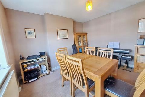 14 Beaufront Avenue, Hexham, NE46 1JD