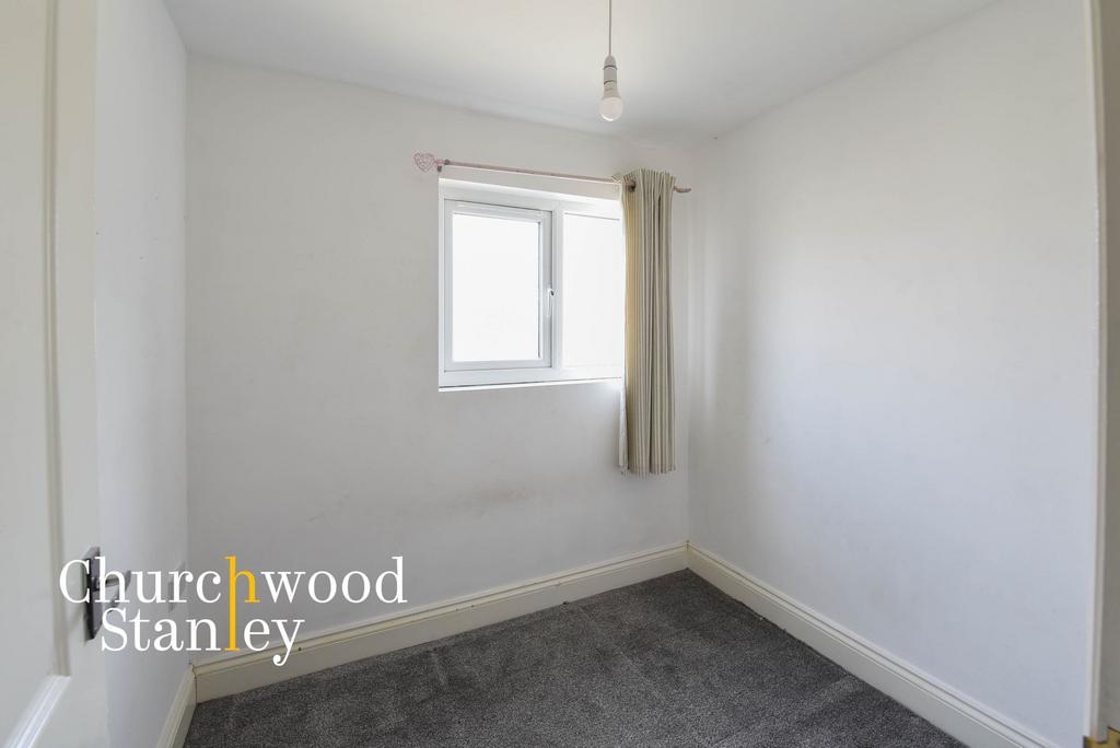 Study / fifth bedroom