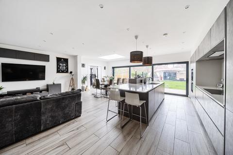 64 Manor Drive, Hinchley Wood, Esher, KT10 0BA