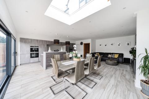 64 Manor Drive, Hinchley Wood, Esher, KT10 0BA