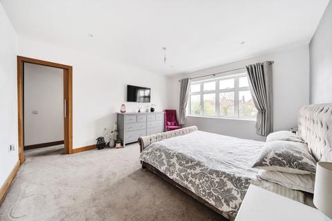 64 Manor Drive, Hinchley Wood, Esher, KT10 0BA