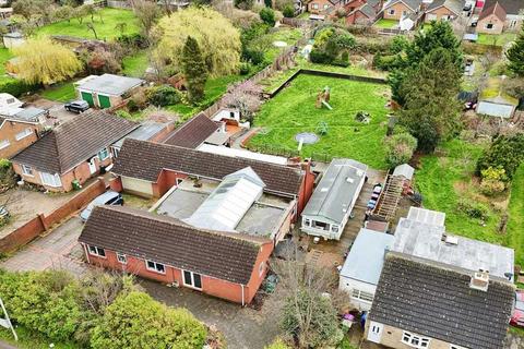 6 bedroom bungalow for sale, Wragby Road East, North Greetwell