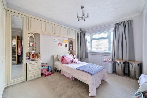 20 East Hill, Woking, GU22 8DN