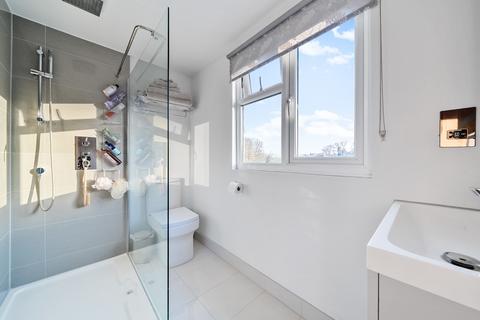 20 East Hill, Woking, GU22 8DN