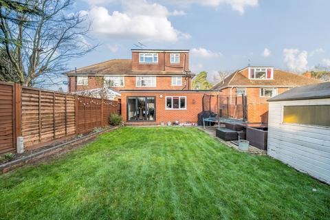 20 East Hill, Woking, GU22 8DN