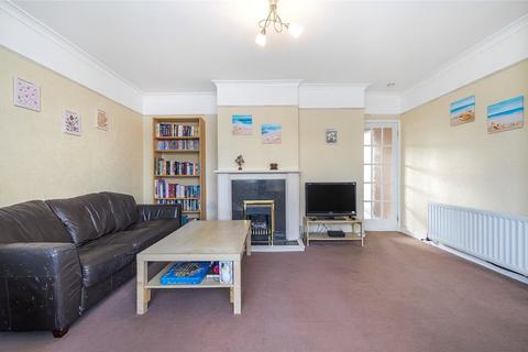 3 bedroom semi-detached house for sale - Leesons Way, Orpington