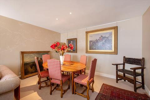 3 bedroom terraced house for sale, Lancaster Mews, London, W2.