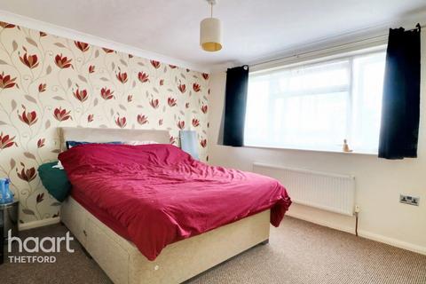 3 bedroom detached house for sale, Woodlands Drive, Thetford