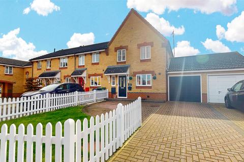 38 Mopsies Road, Basildon, SS14 1GA