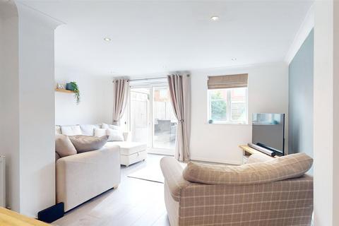 38 Mopsies Road, Basildon, SS14 1GA