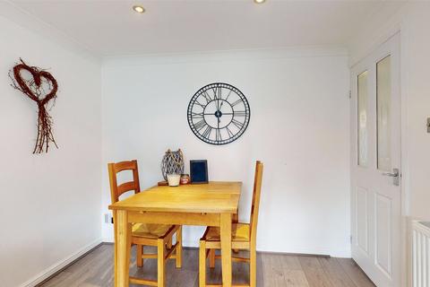 38 Mopsies Road, Basildon, SS14 1GA