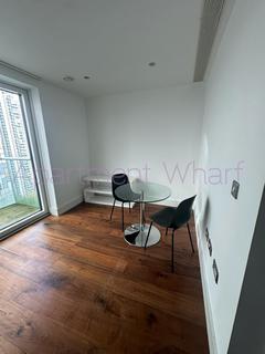 1 bedroom flat to rent, Studio    Duckman Tower  Lincoln Plaza    (Canary Wharf/ South Quay), London, E14