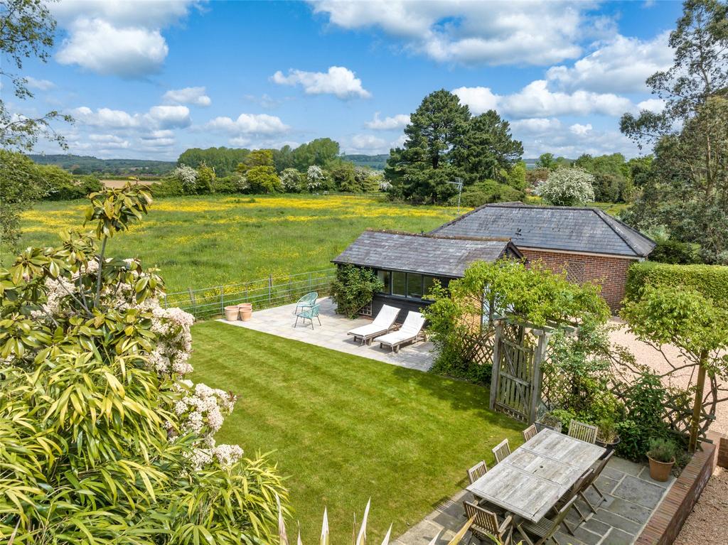 Garden &amp; View