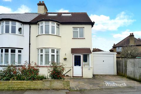 26 Green Lane, Worcester Park, KT4 8AL
