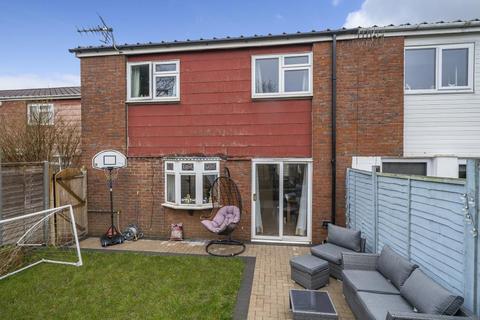 33 Holst Close, Basingstoke, RG22 4JA