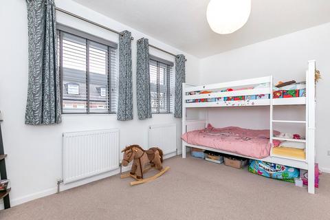 9 Henry Cooper Way, London, SE9 4JF