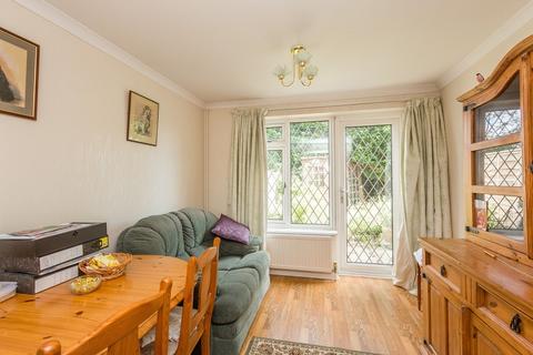 42 Balham Close, Rushden, NN10 9JL