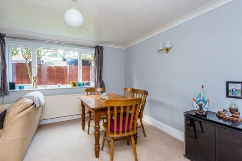 19 Albion Place, Rushden, NN10 0RF