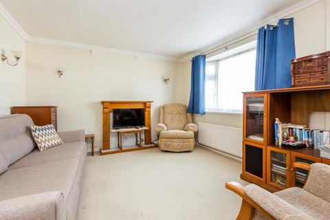 1 bedroom mobile home for sale, Cottage Gardens, Rushden NN10