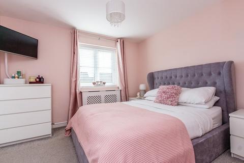61 Alnwick Close, Rushden, NN10 0TB