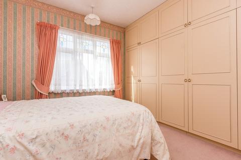 36 Blinco Road, Rushden, NN10 0DT