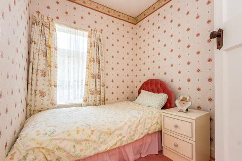 36 Blinco Road, Rushden, NN10 0DT