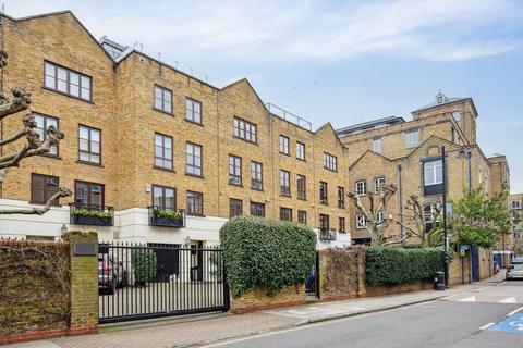 3 bedroom end of terrace house for sale, Blyths Wharf, Narrow Street, London, E14