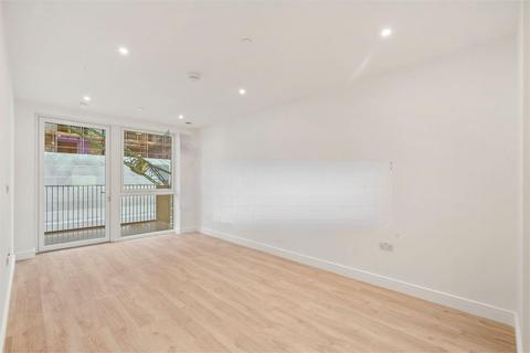 3 bedroom flat for sale, Lavey House, Wembley HA0