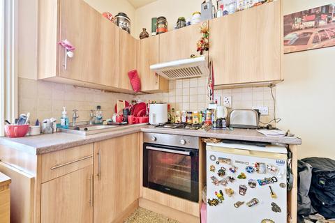 8 bedroom end of terrace house for sale - Skipton Road, Keighley, West Yorkshire, BD20