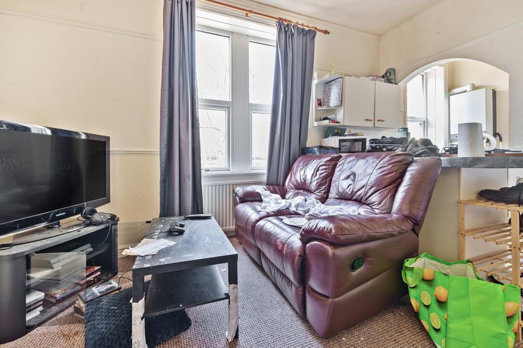 Skipton Road, Keighley, West... 8 bed end of terrace house for sale £