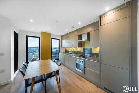 3 bedroom apartment for sale, Legacy Tower, Great Eastern Road, London, E15