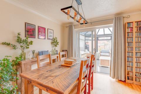 2 Kite Lane, Redditch, B97 6TT