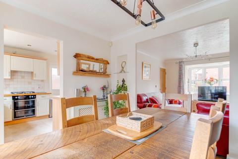2 Kite Lane, Redditch, B97 6TT