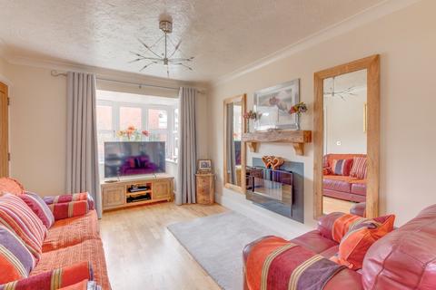 2 Kite Lane, Redditch, B97 6TT