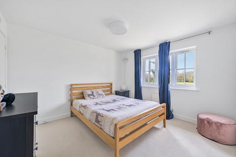 4 bedroom semi-detached house for sale, Chalk Dell, Colden Common, Winchester, Hampshire, SO21