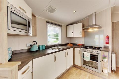 3 bedroom lodge for sale, Mersea Island Holiday Park Colchester, Essex CO5