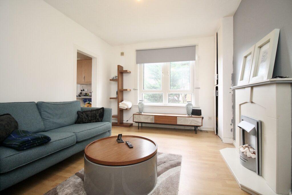 Cockmuir Street Glasgow G21 4xf 2 Bed Flat For Sale - £89,995