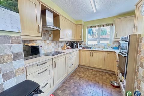 3 bedroom detached house for sale, Sheringham Drive, Rugeley, WS15 2YG