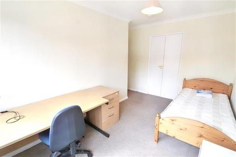 13 Sparkford Close, Winchester, SO22 4NH