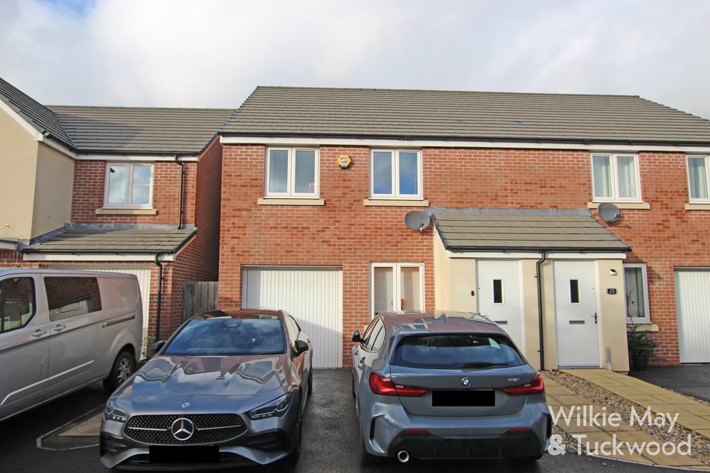 Pearl Close Bridgwater Ta6 3 Bed Semi Detached House For Sale £245 000