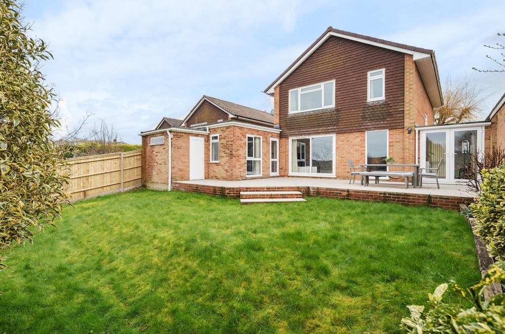 Abbotts Ann Road, Winchester, Hampshire, SO22 4 bed detached house for