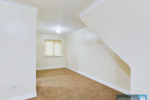 3 bedroom semi-detached house to rent - Penny Hill Drive, Clayton, Bradford, West Yorkshire, BD14