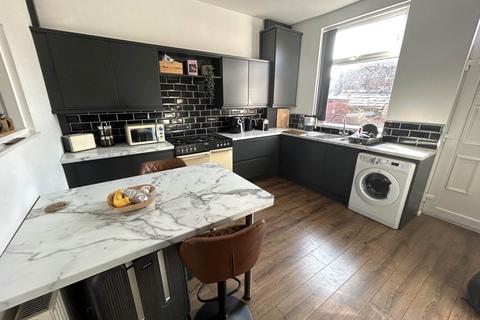 21 Andrew Street, Chadderton, Oldham, OL9 0JN