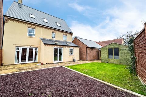 5 bedroom detached house for sale, Bruford Drive, Cheddon Fitzpaine, Taunton.